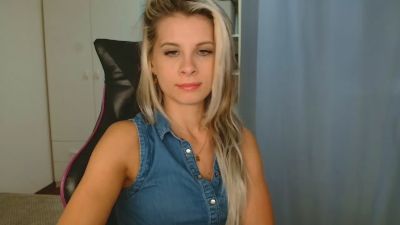 KristineSensual live cam on Cam4