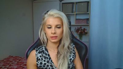 KristineSensual live cam on Cam4