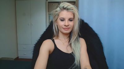 KristineSensual live cam on Cam4