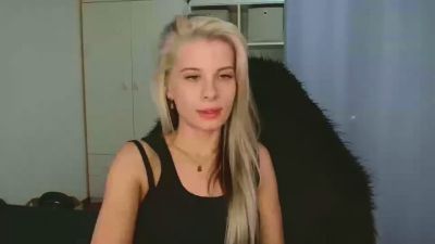 KristineSensual live cam on Cam4