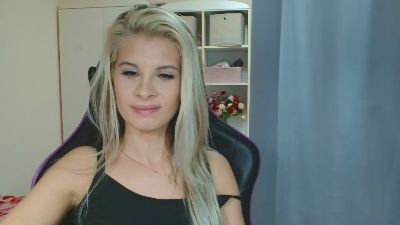 KristineSensual live cam on Cam4