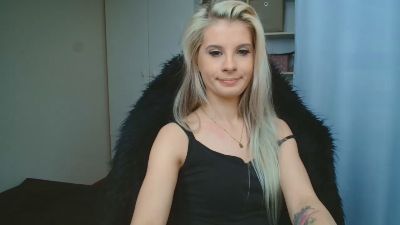 KristineSensual live cam on Cam4