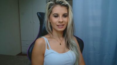 KristineSensual live cam on Cam4