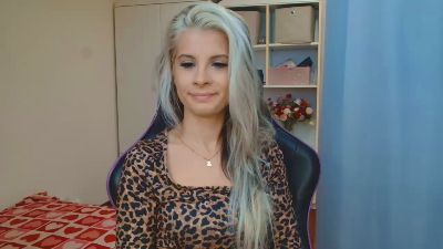 KristineSensual live cam on Cam4