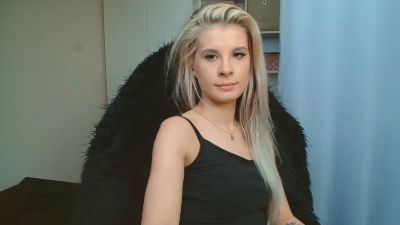 KristineSensual live cam on Cam4