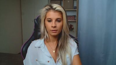KristineSensual live cam on Cam4