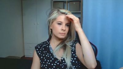 KristineSensual live cam on Cam4