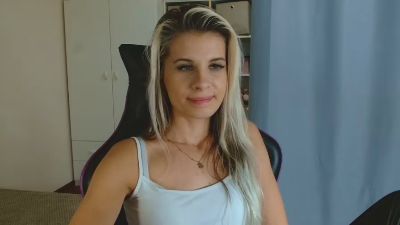 KristineSensual live cam on Cam4