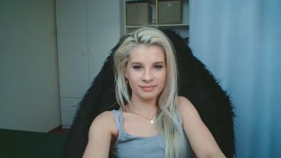 KristineSensual live cam on Cam4