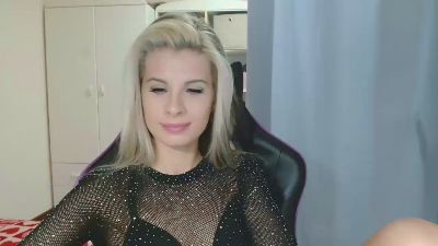 KristineSensual live cam on Cam4