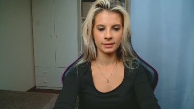 KristineSensual live cam on Cam4