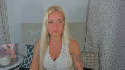 KristyAlone live cam on Cam4
