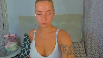 KristyAlone live cam on Cam4