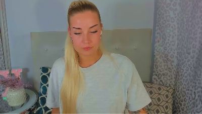 KristyAlone live cam on Cam4