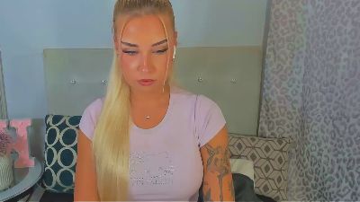 KristyAlone live cam on Cam4