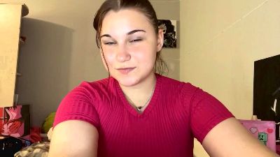 KristyBowling live cam on Cam4