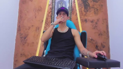 Kroddy_Sw_ live cam on Cam4