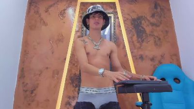 Kroddy_Sw_ live cam on Cam4