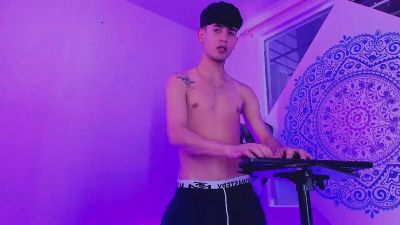 Kroddy_Sw_ live cam on Cam4