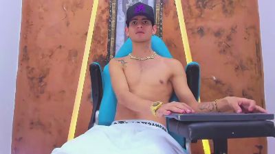 Kroddy_Sw_ live cam on Cam4
