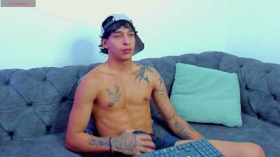 KroyWave live cam on Cam4