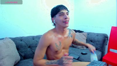 KroyWave live cam on Cam4