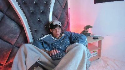 KroyWave live cam on Cam4