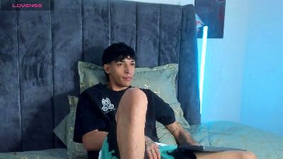 KroyWave live cam on Cam4