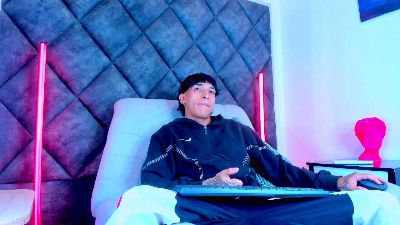 KroyWave live cam on Cam4