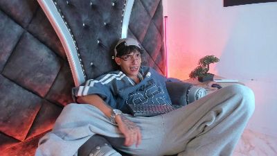 KroyWave live cam on Cam4