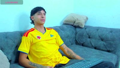 KroyWave live cam on Cam4