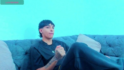 KroyWave live cam on Cam4