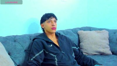 KroyWave live cam on Cam4