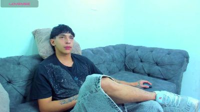 KroyWave live cam on Cam4