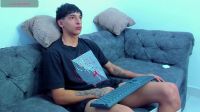 KroyWave live cam on Cam4