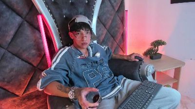 KroyWave live cam on Cam4