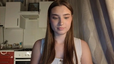 KrystaWeissman live cam on Cam4