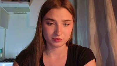 KrystaWeissman live cam on Cam4
