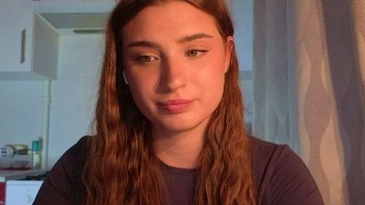 KrystaWeissman live cam on Cam4