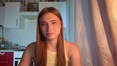 KrystaWeissman live cam on Cam4