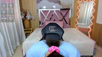 Krystal_tay live cam on Cam4