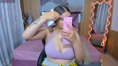 Krystal_tay live cam on Cam4