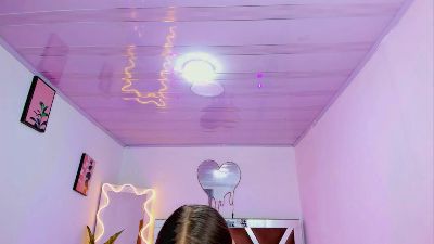 Krystal_tay live cam on Cam4