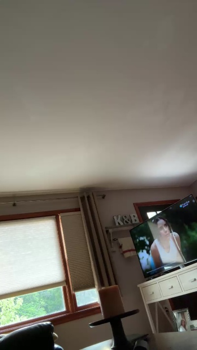 Ksalverson87 live cam on Cam4