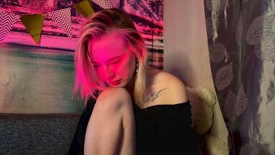 KyleEader live cam on Cam4