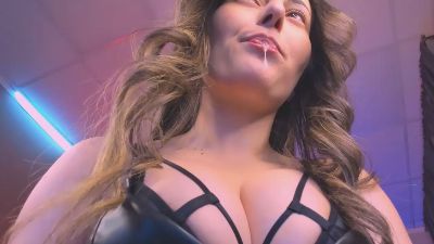 KylieMellow live cam on Cam4