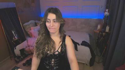 KylieMellow live cam on Cam4