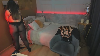 KylieMellow live cam on Cam4