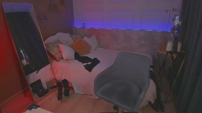 KylieMellow live cam on Cam4