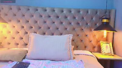 KylieSwett live cam on Cam4